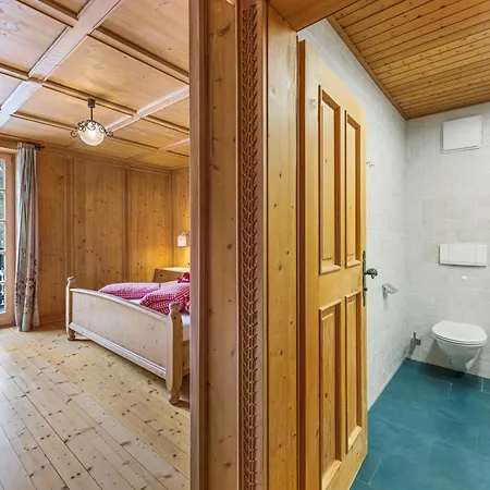 Blaa Alm Lodge *